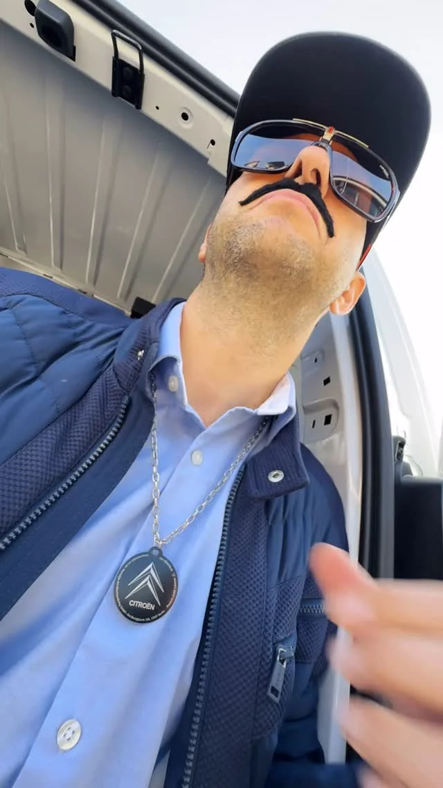 Kuidas müüa ühte väga praktilist pirukat - Citroën Berlingot, mis on hetkel @unitedmotors.ee’s eriti hea hinnaga? 🤔  VAASi muusikai-osakond esitleb: Berlingo-go Bänger 🎶